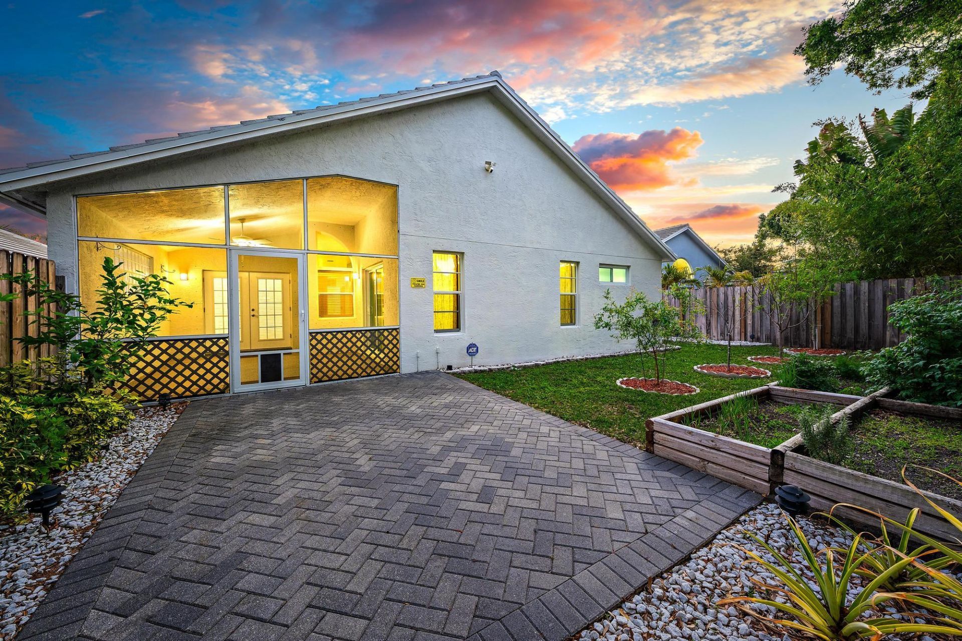 2021 Normandy Circle, West Palm Beach, FL 33409 Photo