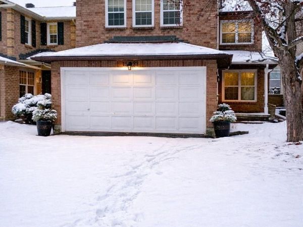 1533 Burningtree Court, Ottawa, ON K1C5C8