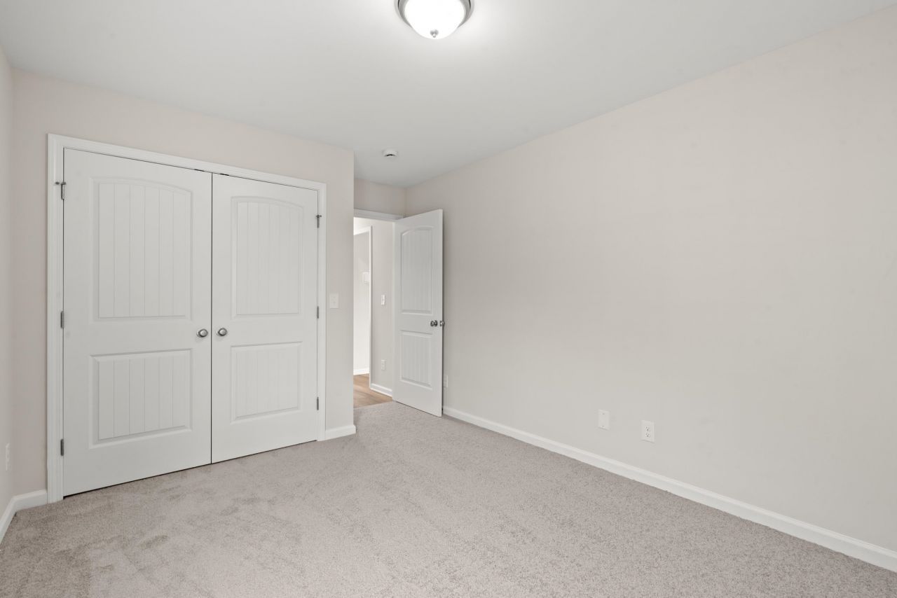 920 Woodside Dr. Photo 13