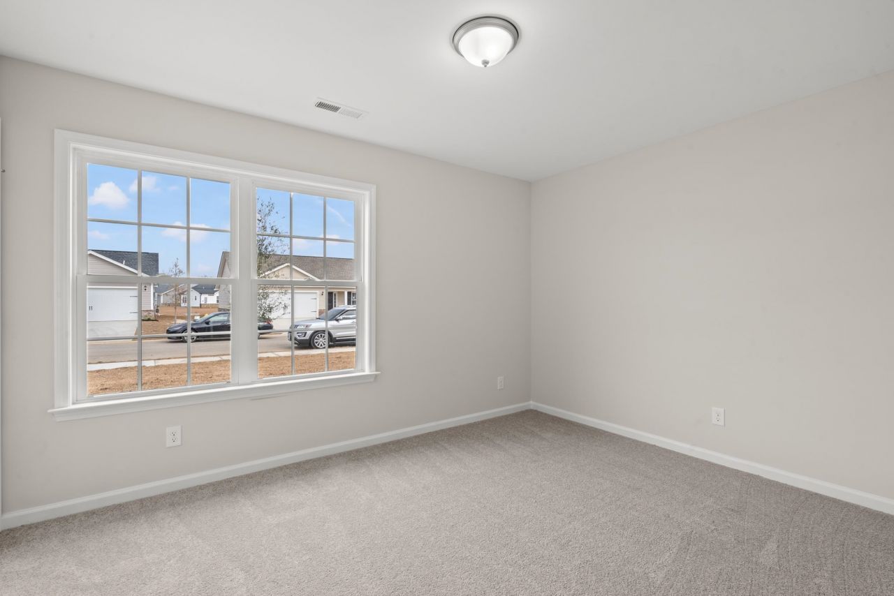 920 Woodside Dr. Photo 9