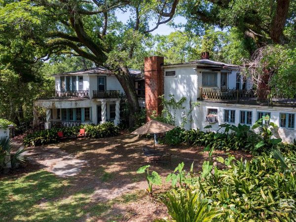 18813 Sims Drive, Gulf Shores, AL 36542