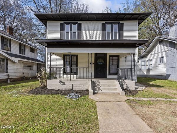 335 Division Avenue , Jackson, TN 38301