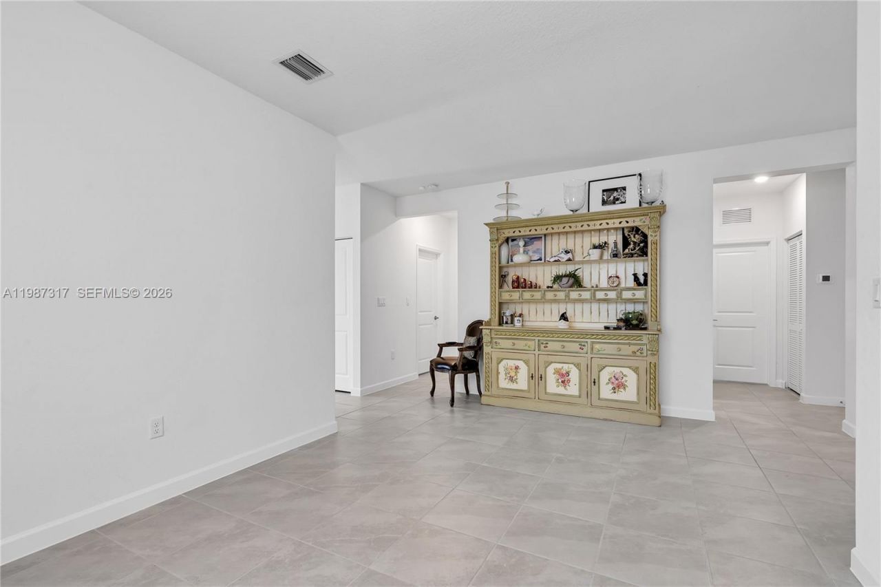 12728 SW 214th Ter, Miami, FL 33177 Photo