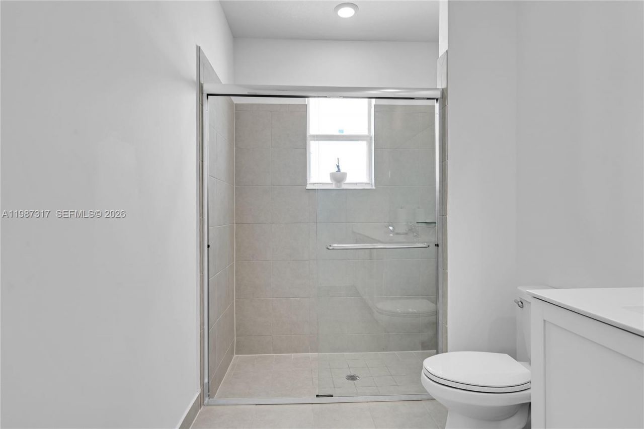 12728 SW 214th Ter, Miami, FL 33177 Photo