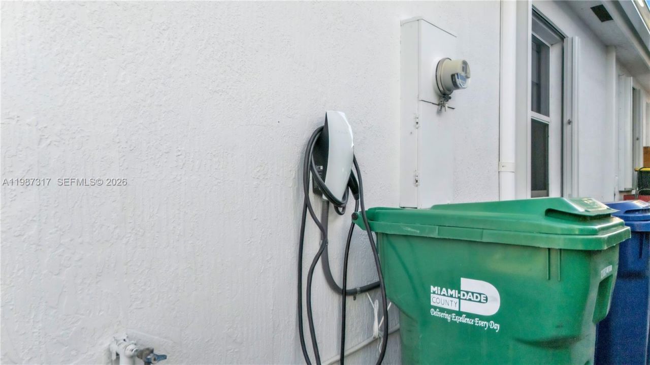 12728 SW 214th Ter, Miami, FL 33177 Photo