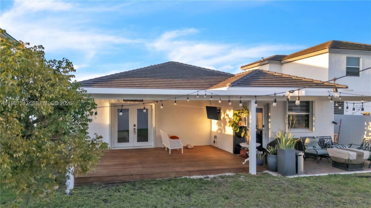 12728 SW 214th Ter, Miami, FL 33177 Photo