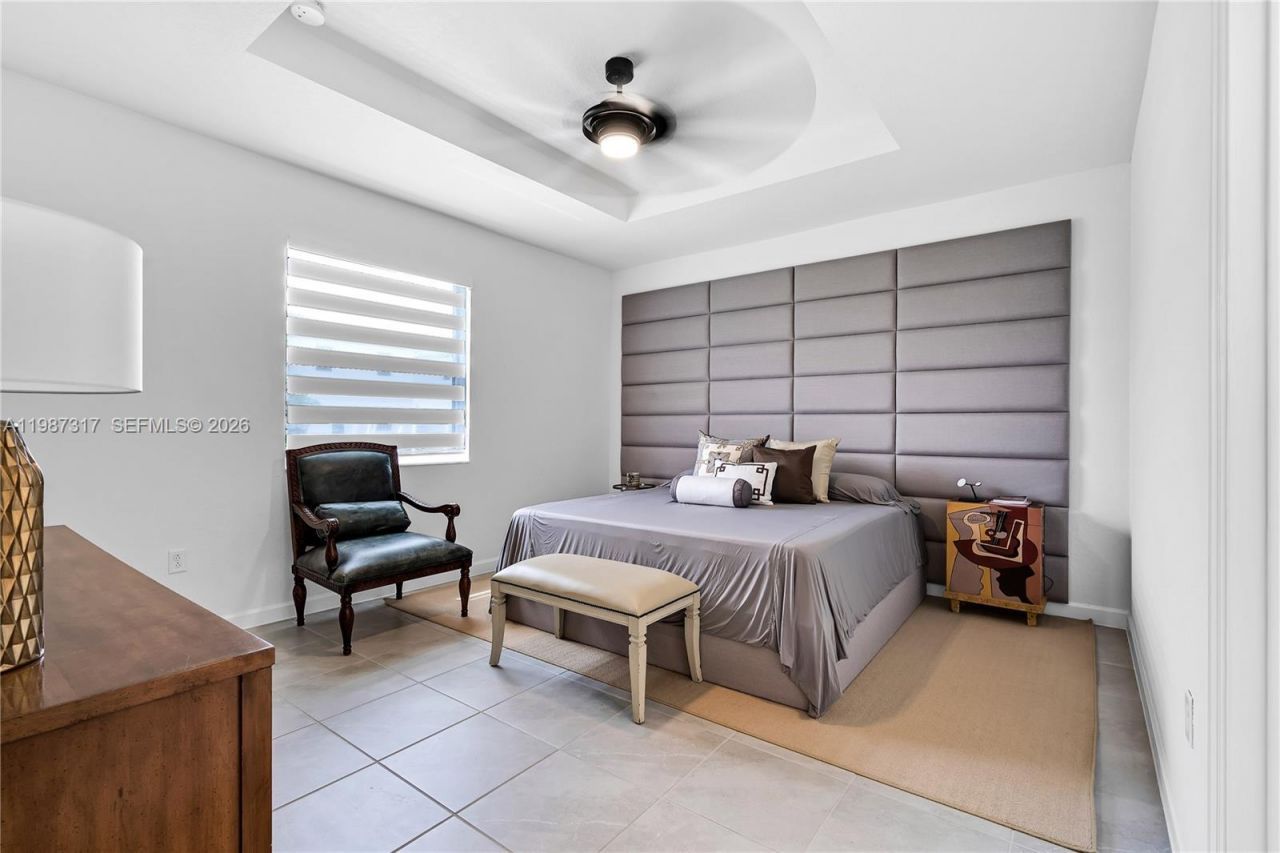 12728 SW 214th Ter, Miami, FL 33177 Photo