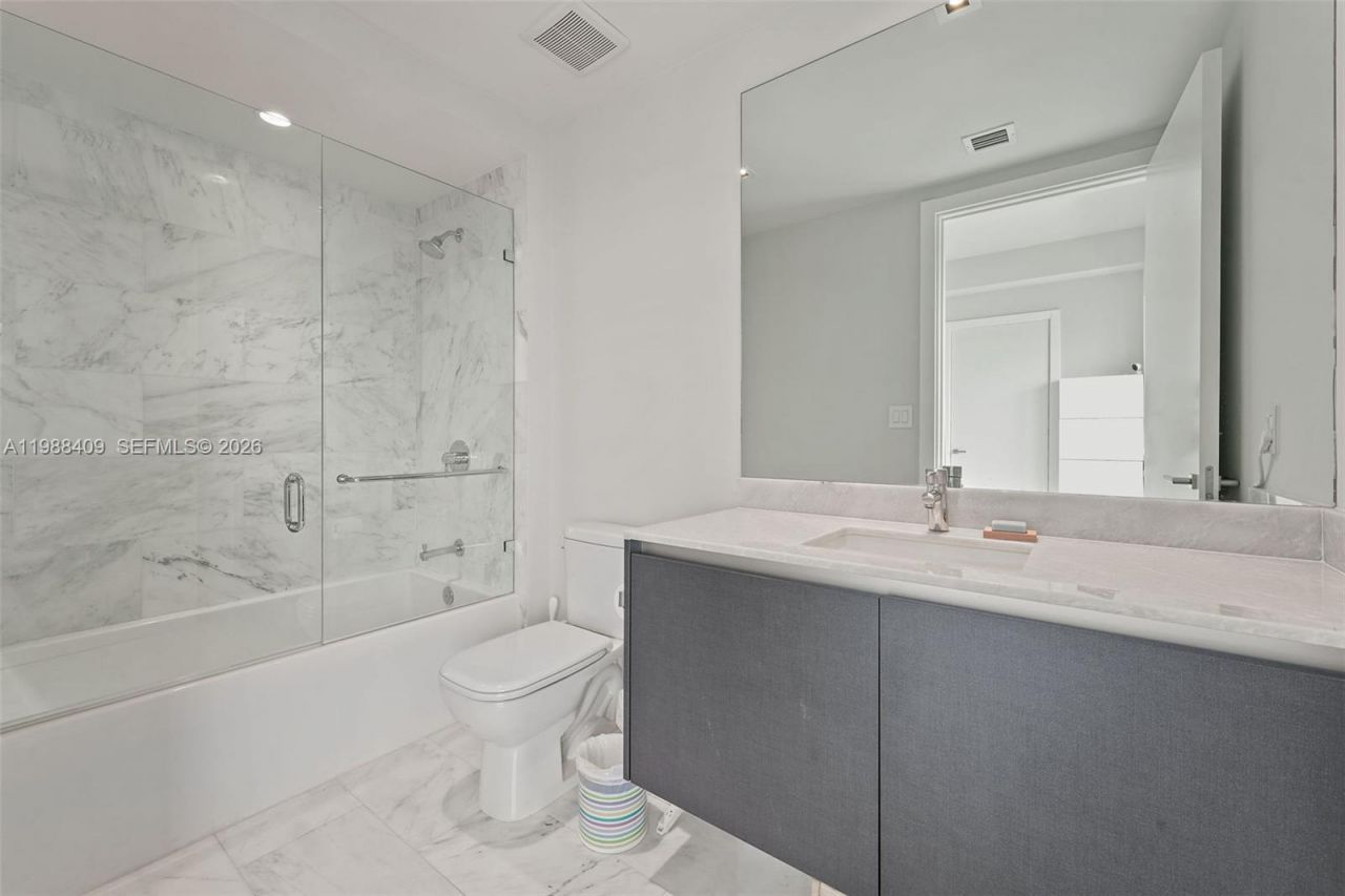 1451 Brickell Ave , Unit 2802, Miami, FL 33131 Photo