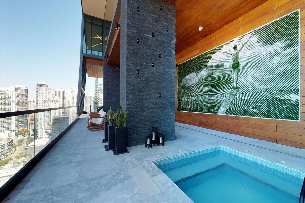 1451 Brickell Ave , Unit 2802, Miami, FL 33131 Photo