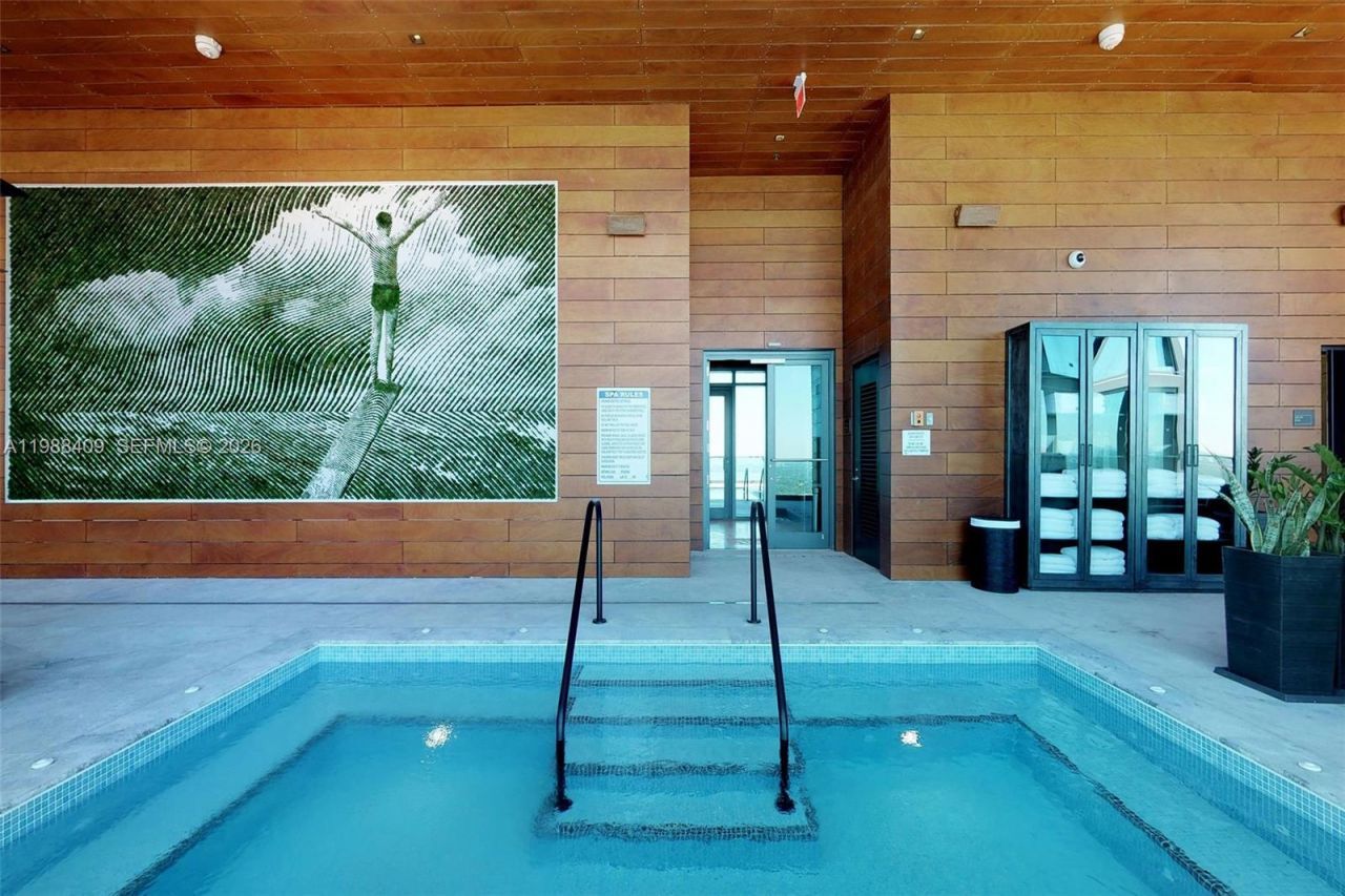 1451 Brickell Ave , Unit 2802, Miami, FL 33131 Photo