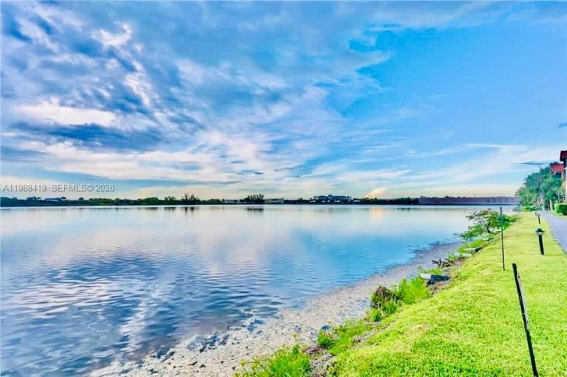 15525 N Miami Lakeway N , Unit 209-8, Miami Lakes, FL 33014 Photo