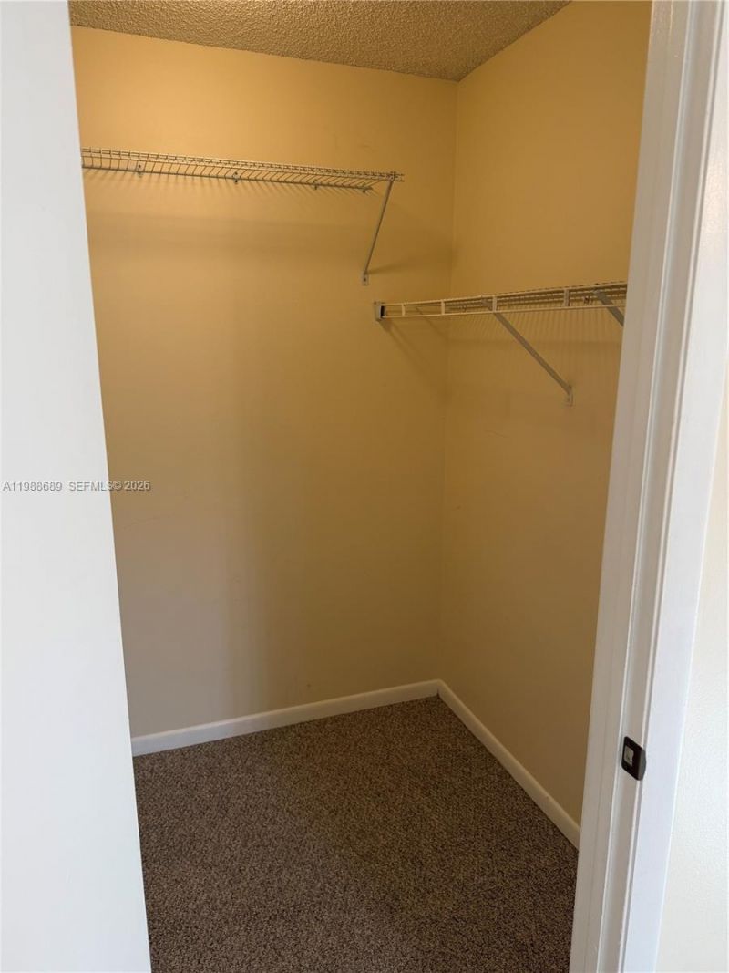 550 S Park Rd , Unit 24-8, Hollywood, FL 33021 Photo