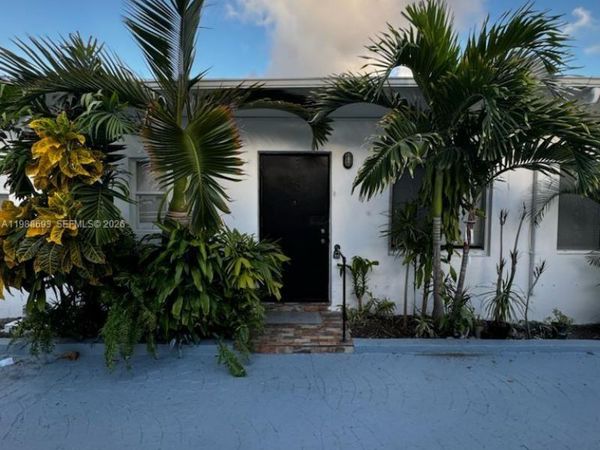 2900 W Flagler St , Unit 6, Miami, FL 33135