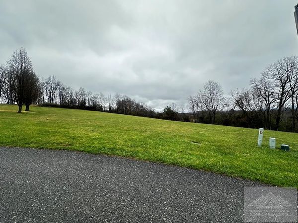 0 Misty Hills Dr, Princeton, WV 24740