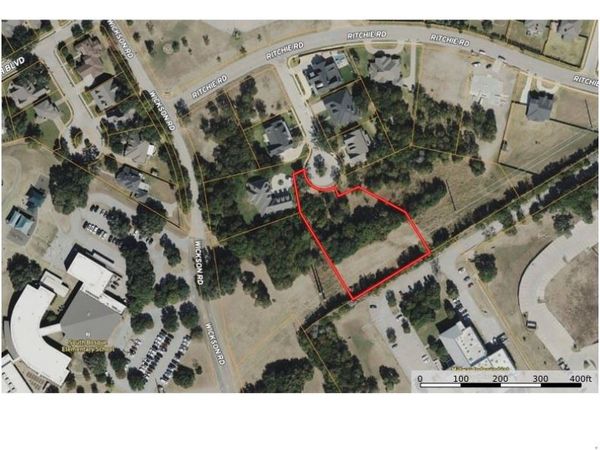 56 Campbell Drive, Woodway, TX 76712