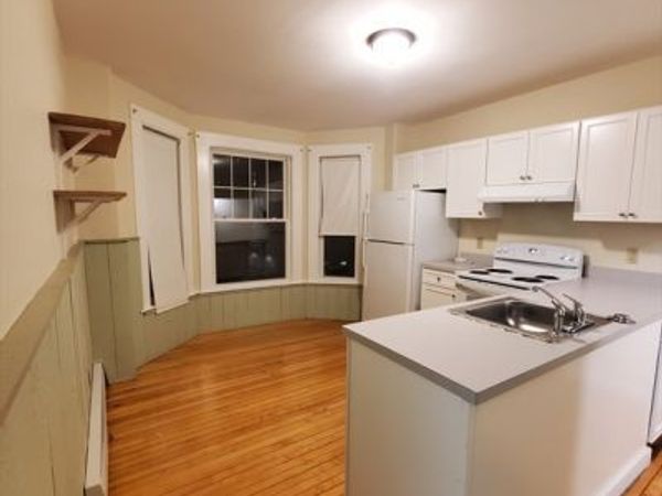 47 Railroad Ave, Unit 1L, Beverly, MA 01915