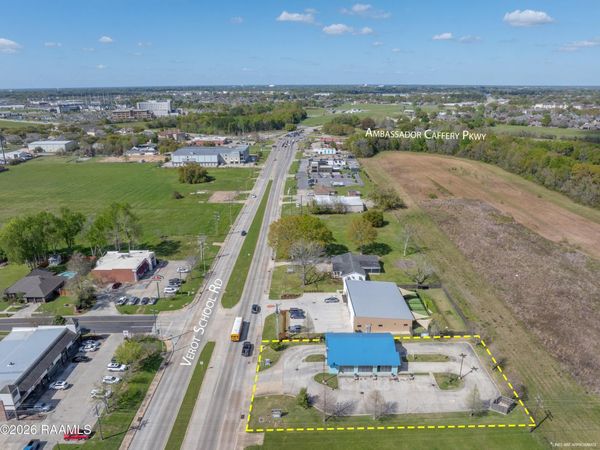 2849 Verot School Road , Lafayette, LA 70508