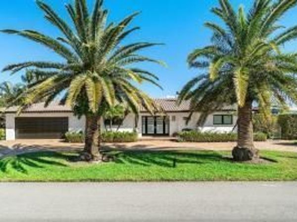 2700 Spanish River Road, Boca Raton, FL 33432