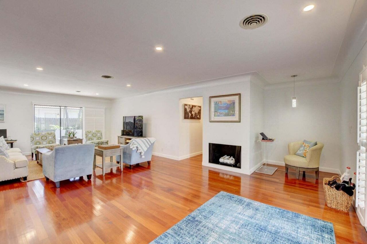 2700 Spanish River Road, Boca Raton, FL 33432 Photo