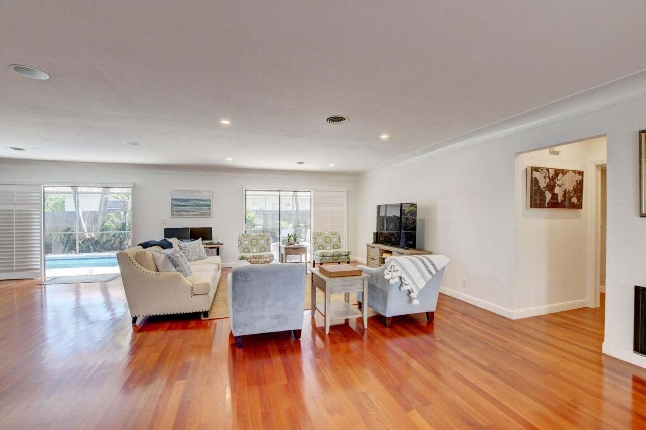 2700 Spanish River Road, Boca Raton, FL 33432 Photo