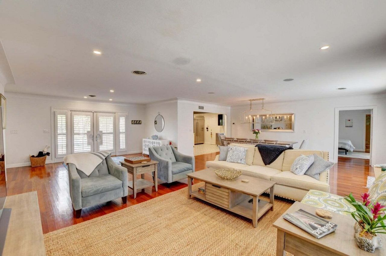 2700 Spanish River Road, Boca Raton, FL 33432 Photo