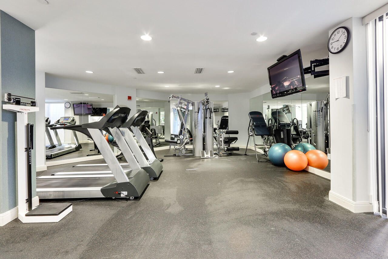 3000 N Ocean Drive, Unit 17d, Riviera Beach, FL 33404 Photo