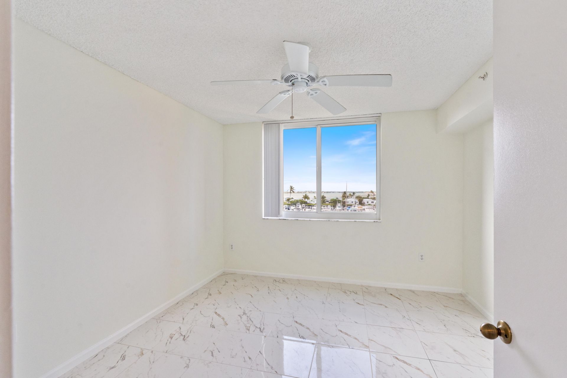 1200 Scotia Drive, Unit 404, Hypoluxo, FL 33462 Photo