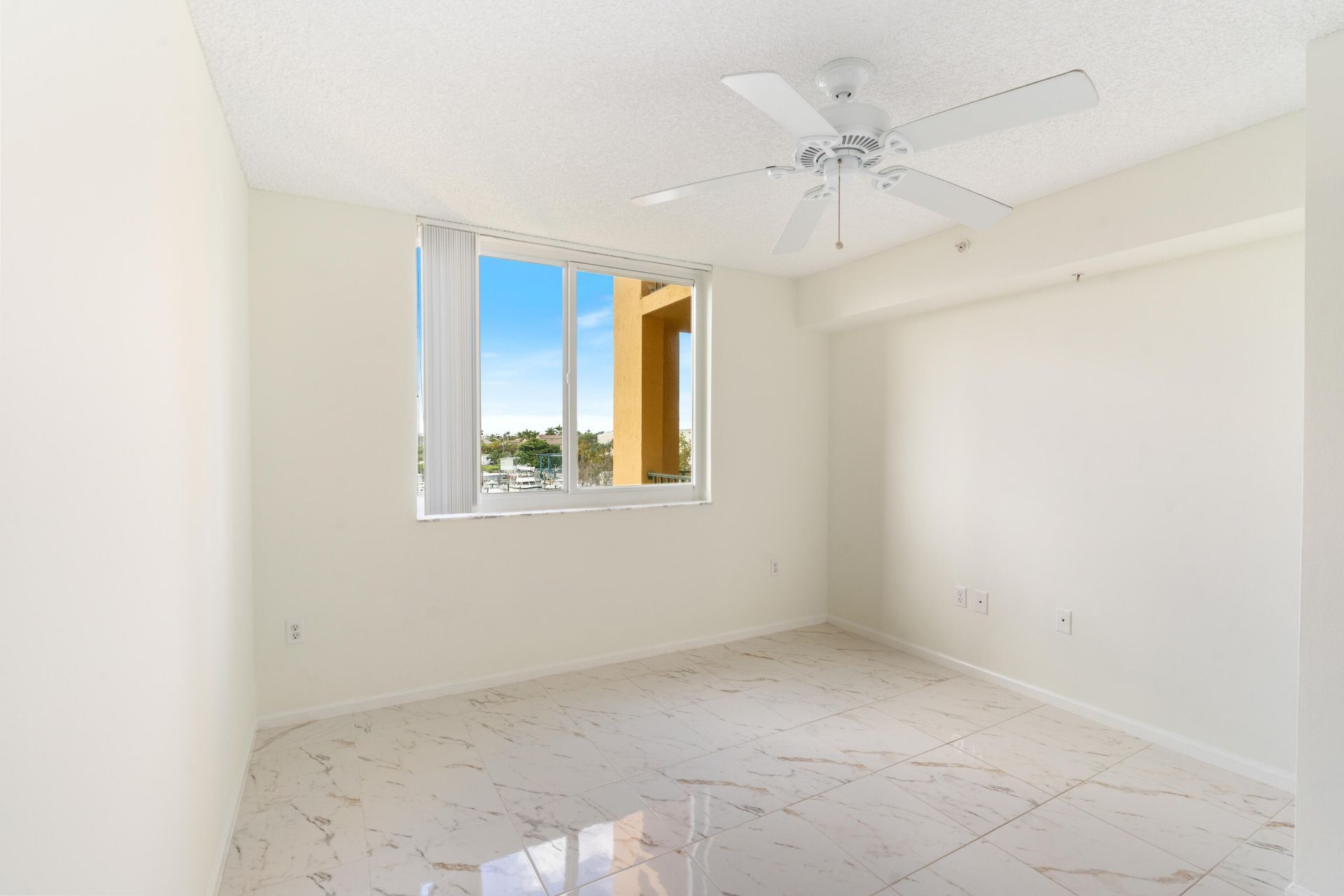 1200 Scotia Drive, Unit 404, Hypoluxo, FL 33462 Photo