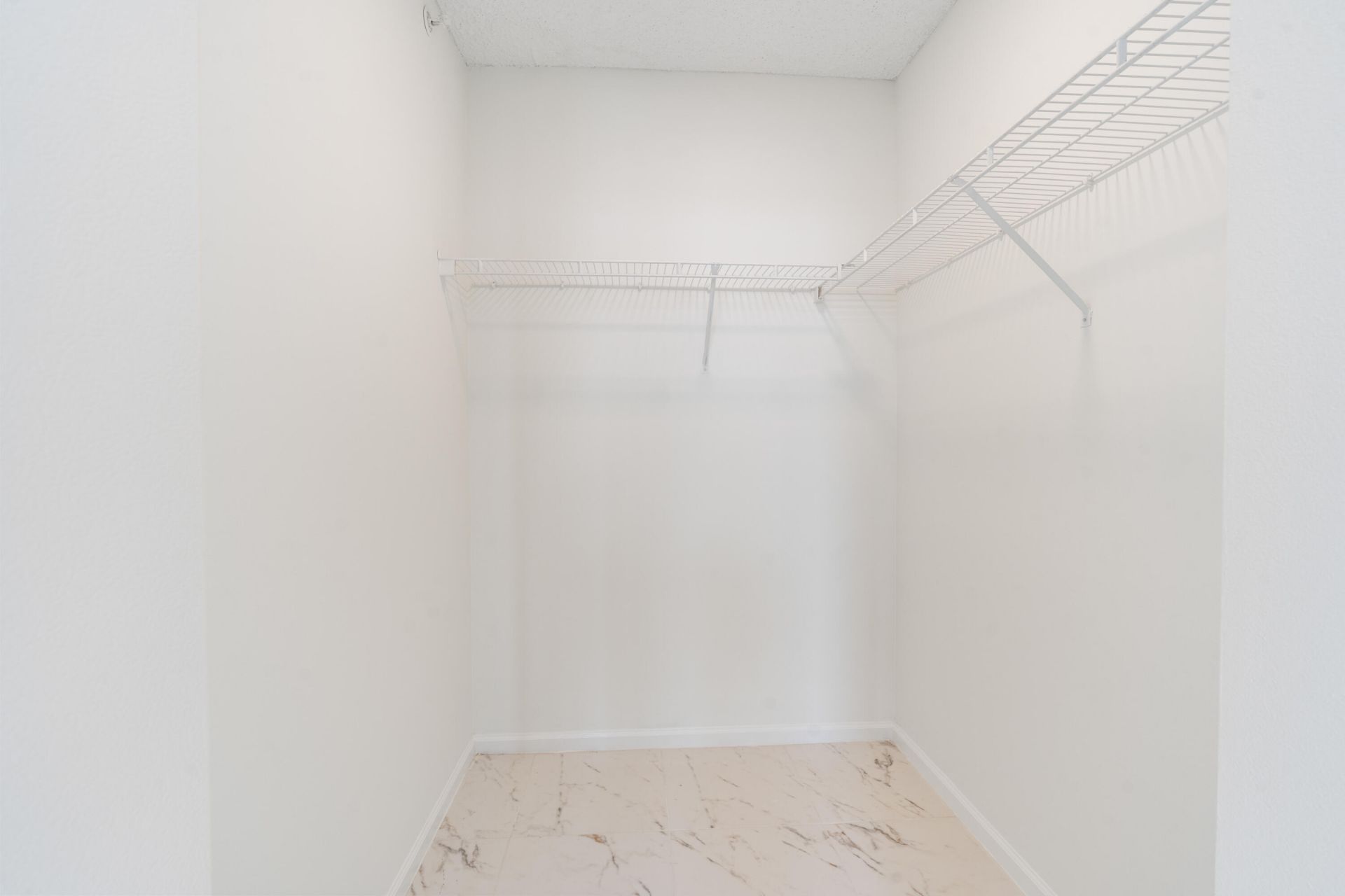 1200 Scotia Drive, Unit 404, Hypoluxo, FL 33462 Photo