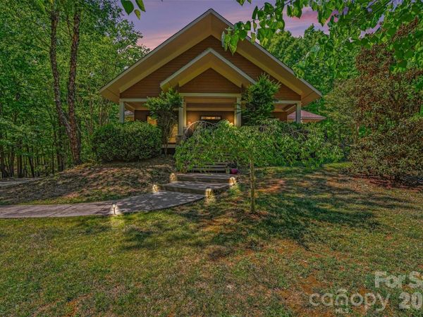 146 Harbor Watch Drive N, Statesville, NC 28677