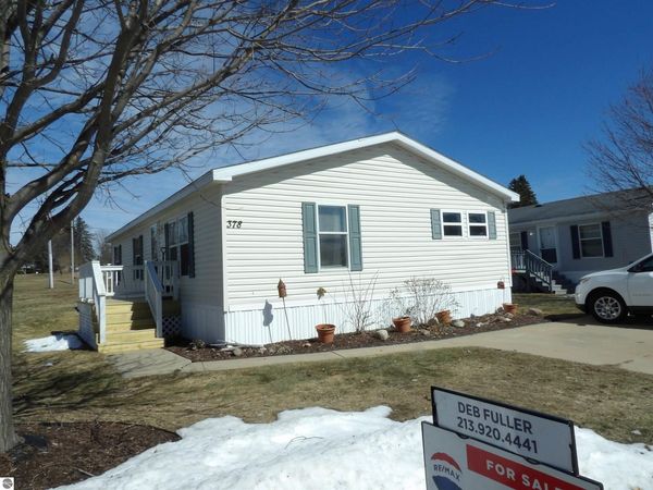 378 Thistlewood Drive, Cadillac, MI 49601