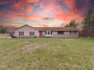 1610 Berkey Road, Swanton, OH 43558