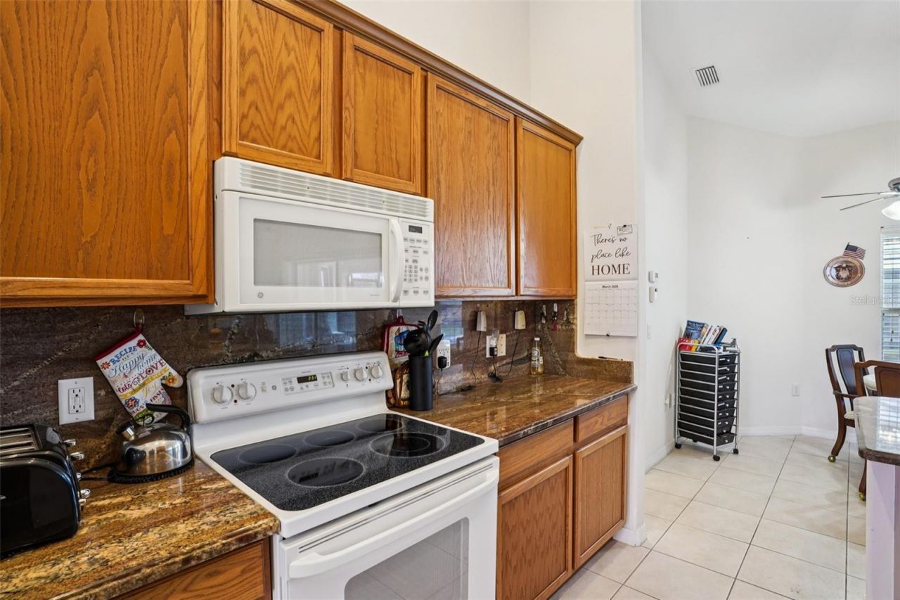 13116 Glenview Lane , Grand Island, FL 32735 Photo