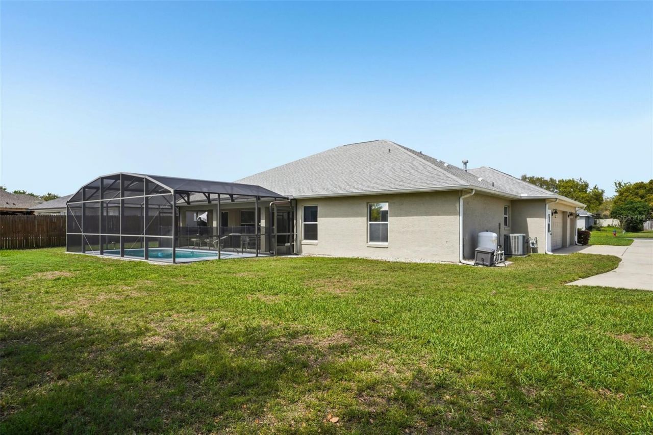 13116 Glenview Lane , Grand Island, FL 32735 Photo