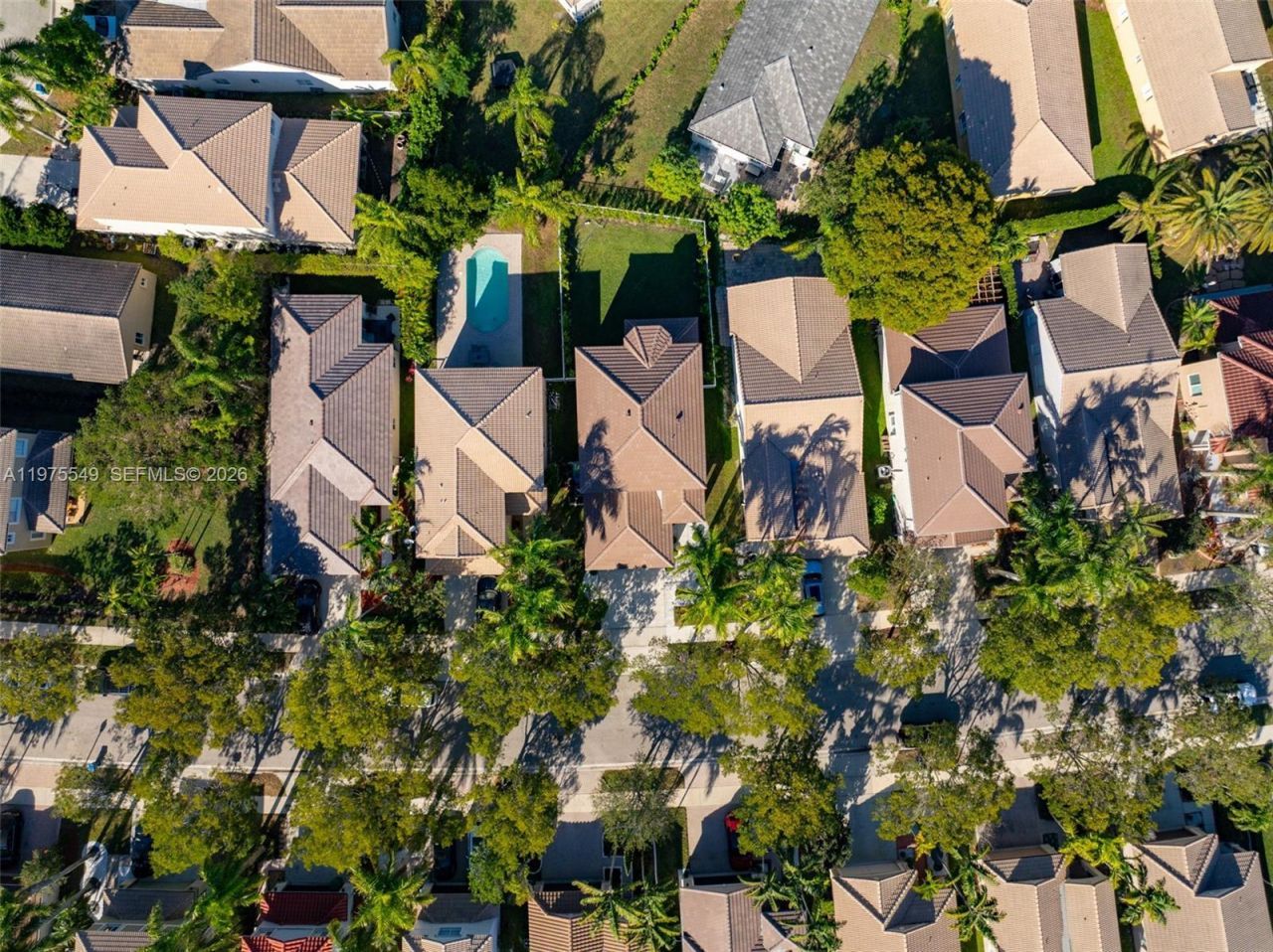 1077 Golden Cane Dr , Weston, FL 33327 Photo