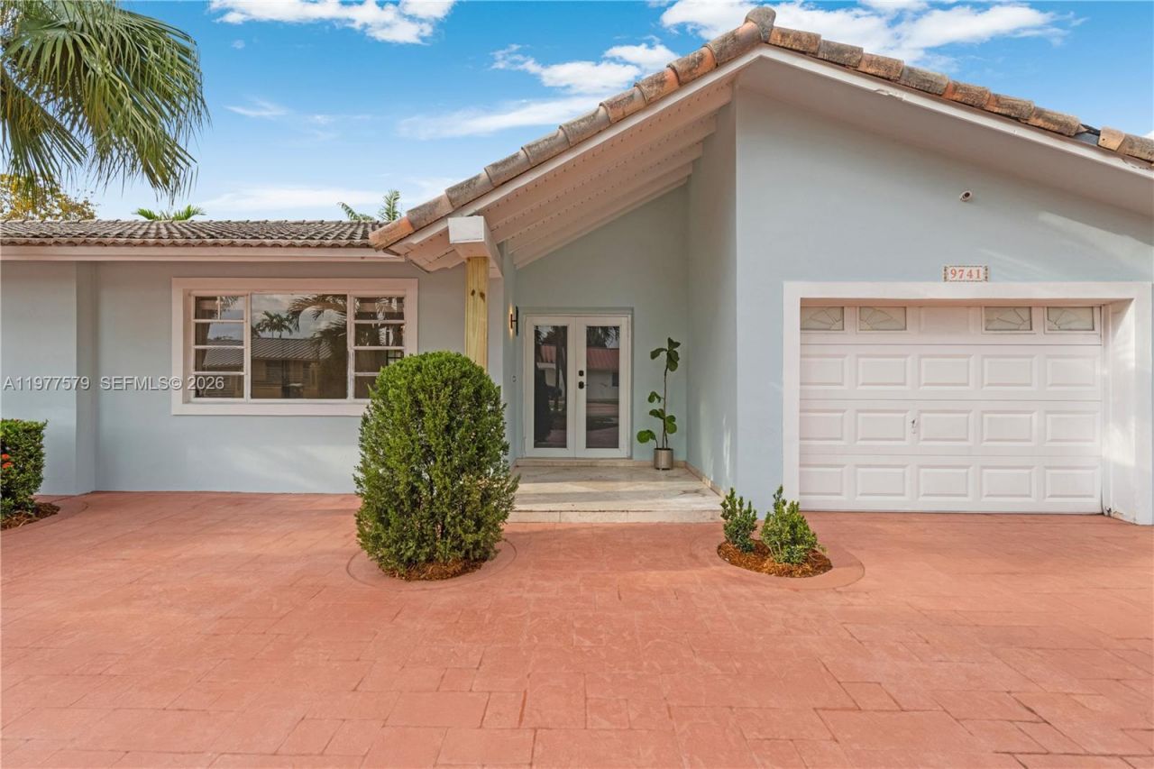 9741 SW 3rd St , Miami, FL 33174 Photo