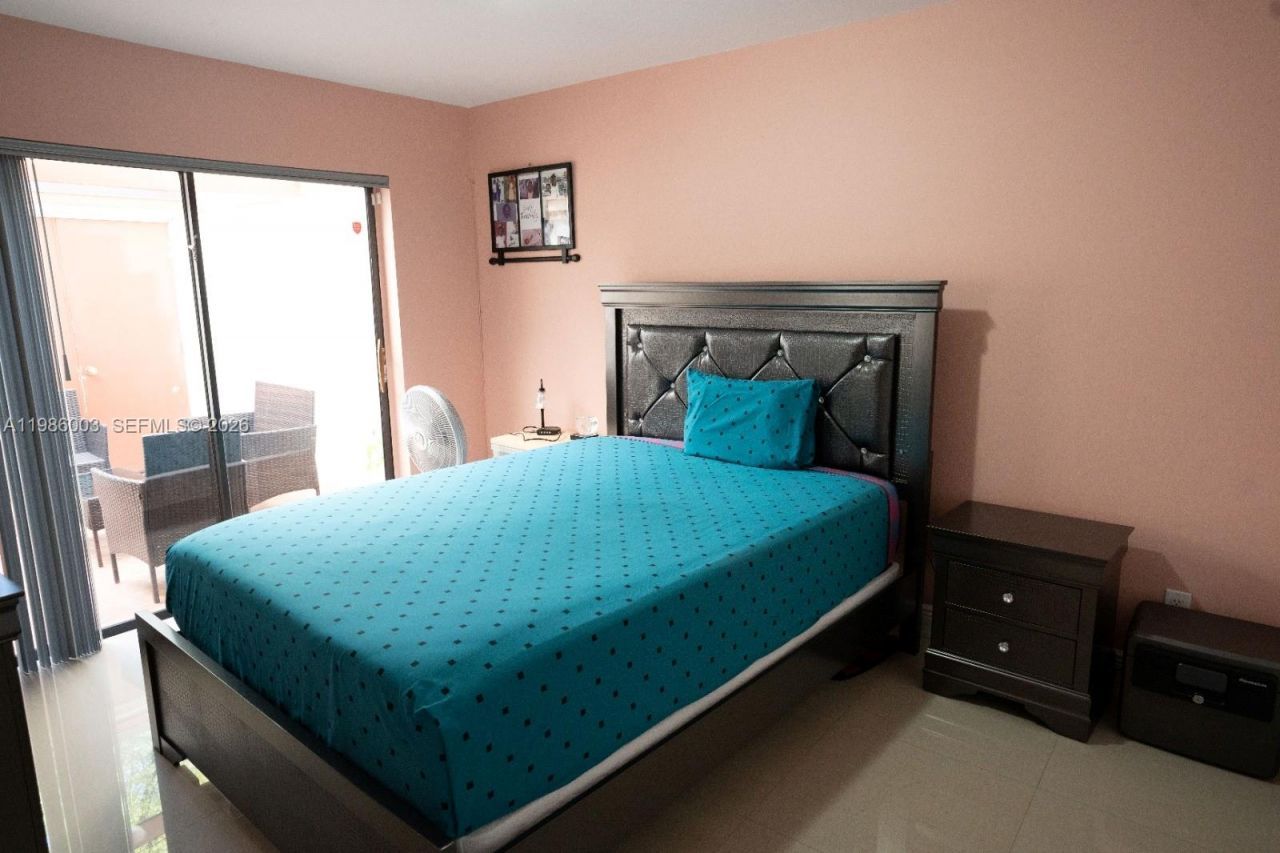 333 Ives Dairy Rd, Unit A33306, Miami, FL 33179 Photo