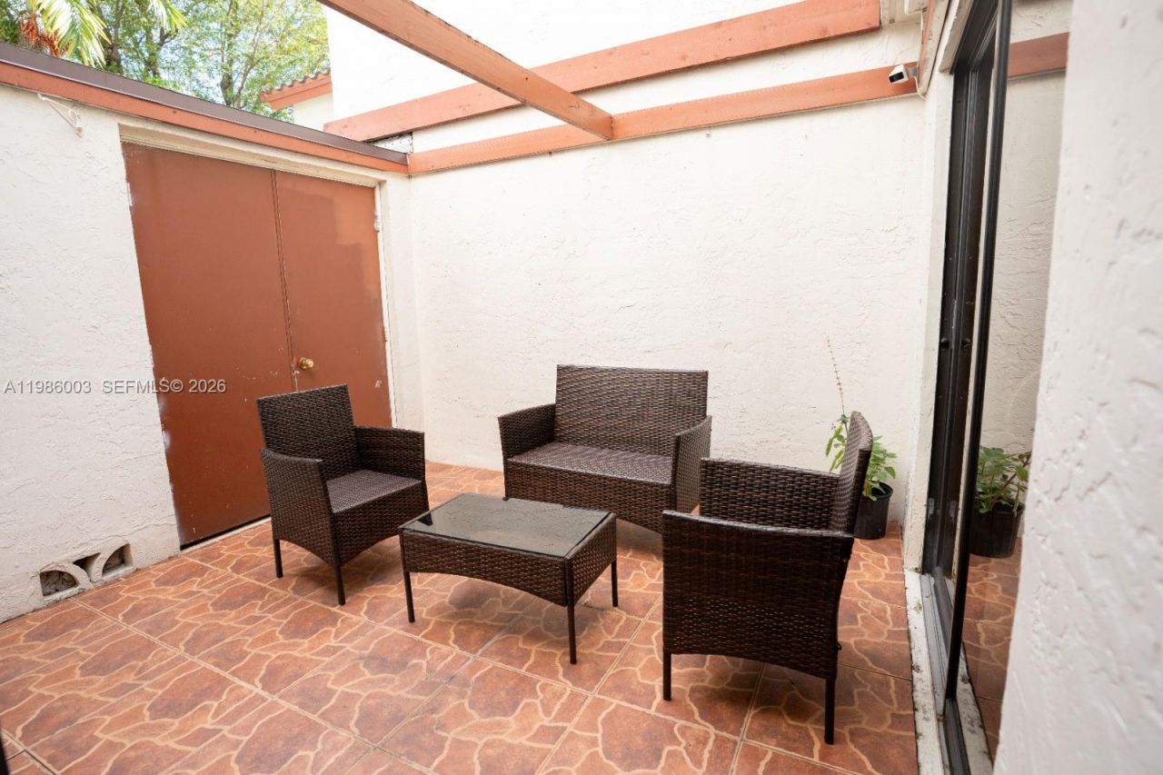 333 Ives Dairy Rd , Unit A33306, Miami, FL 33179 Photo