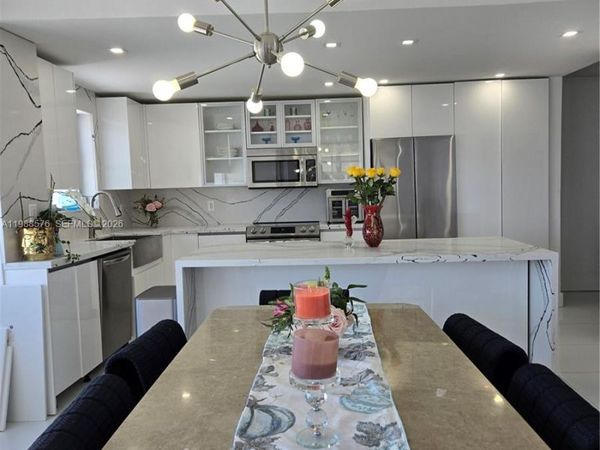 2750 NE 183rd St , Unit 2205 T, Aventura, FL 33160