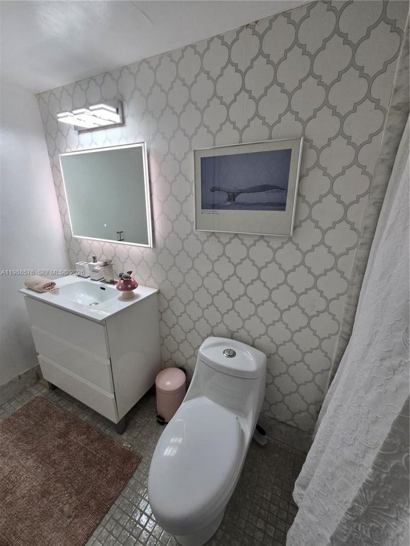 2750 NE 183rd St , Unit 2205 T, Aventura, FL 33160 Photo