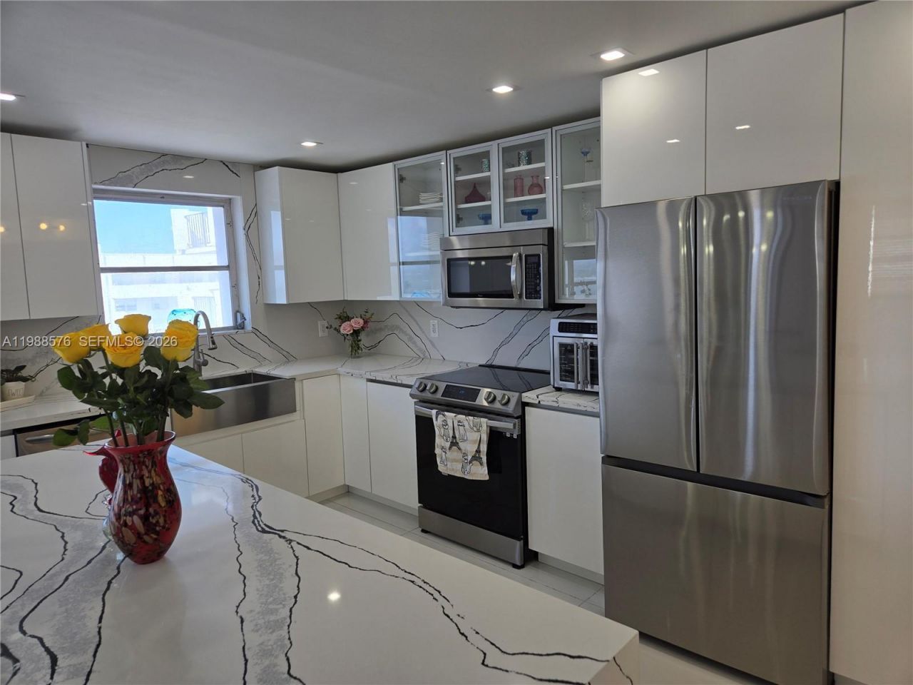 2750 NE 183rd St , Unit 2205 T, Aventura, FL 33160 Photo