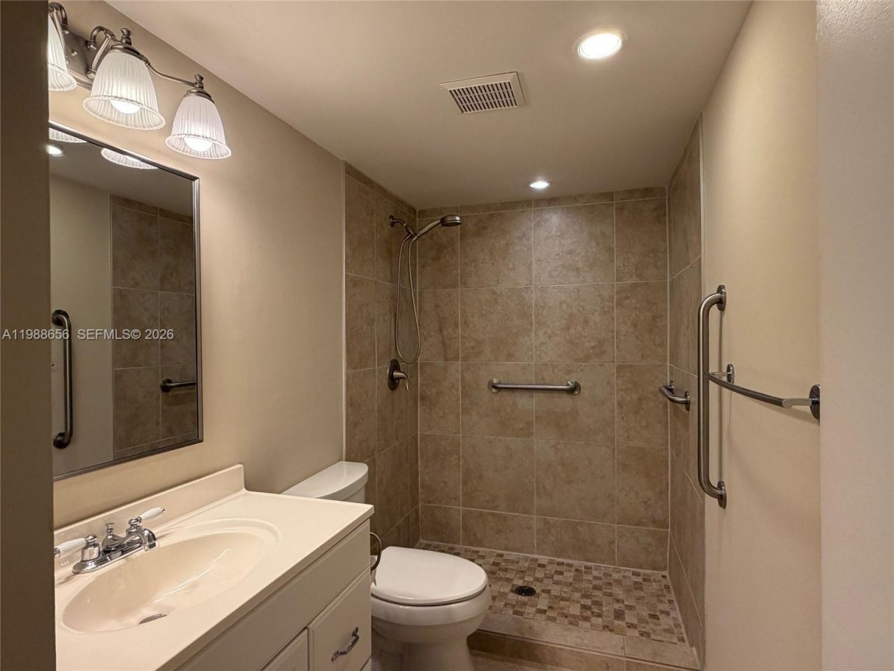 301 SW South River Dr, Unit 104, Stuart, FL 34997 Photo
