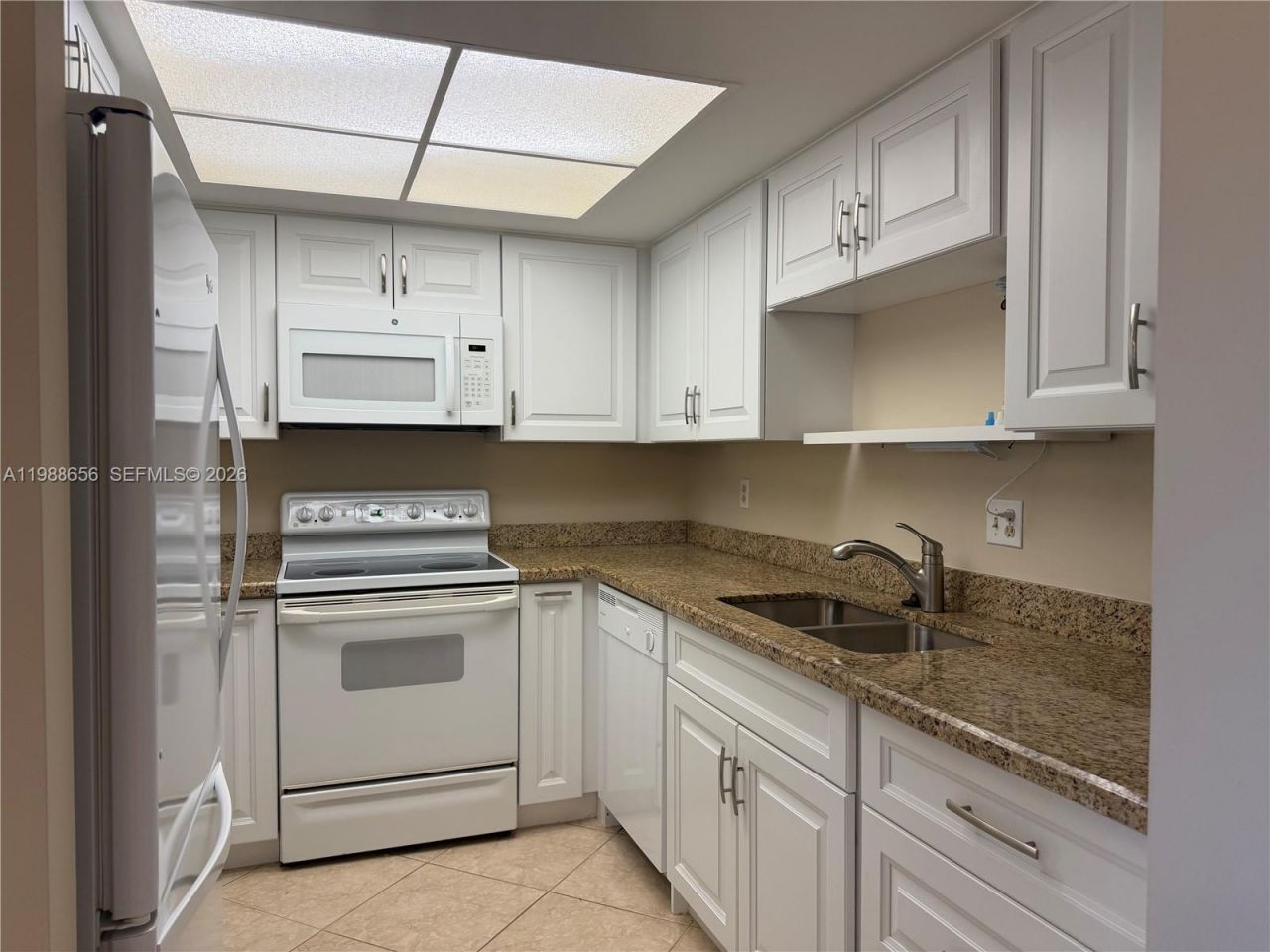 301 SW South River Dr, Unit 104, Stuart, FL 34997 Photo