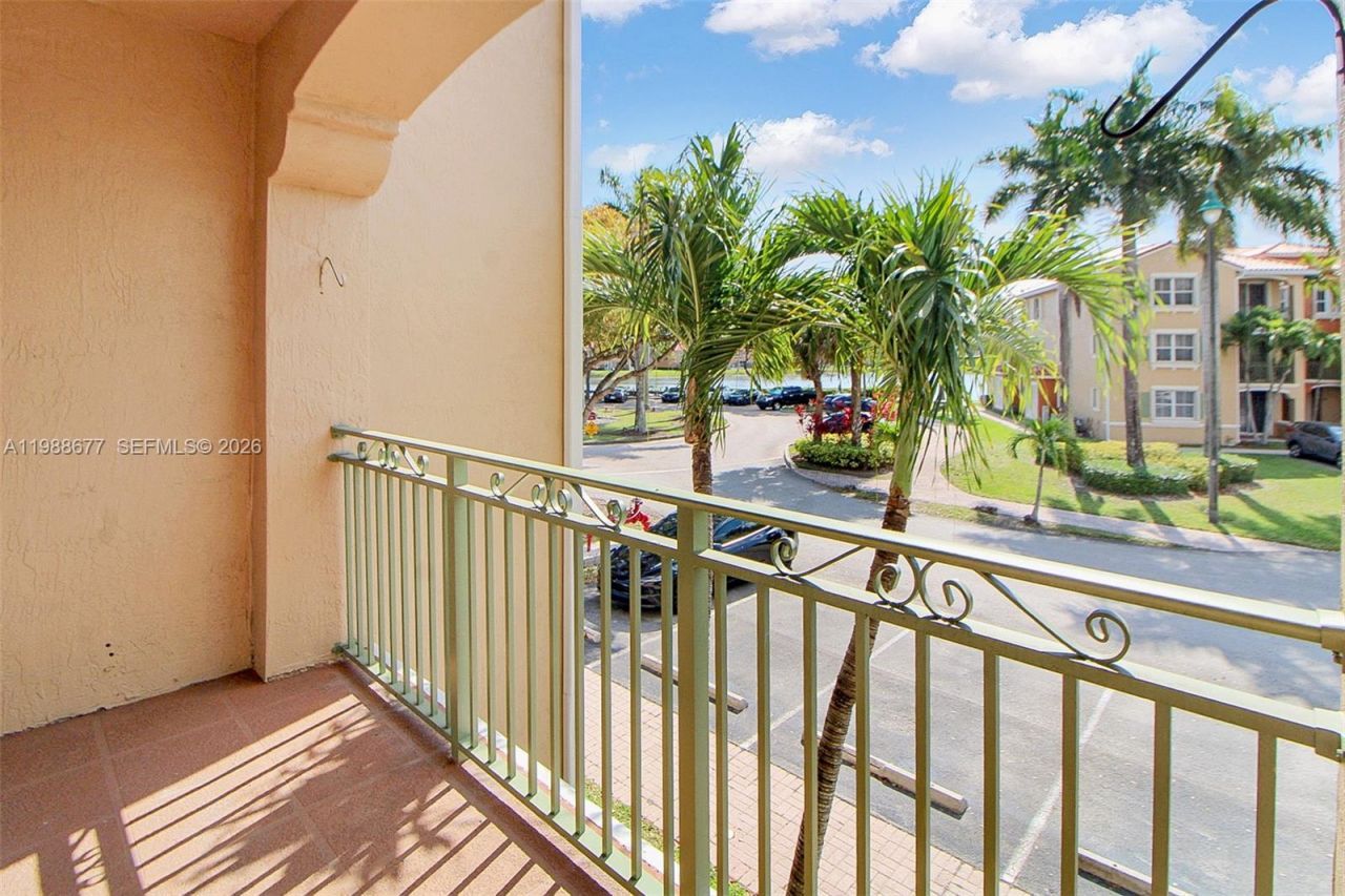 6320 NW 114 Ave, Unit 1224, Doral, FL 33178 Photo