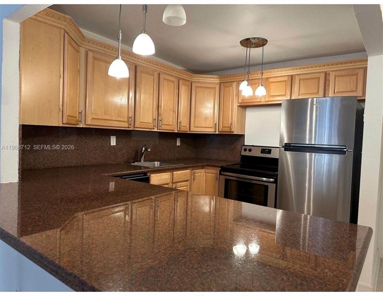 600 E Parkview Dr , Unit 316, Hallandale Beach, FL 33009 Photo