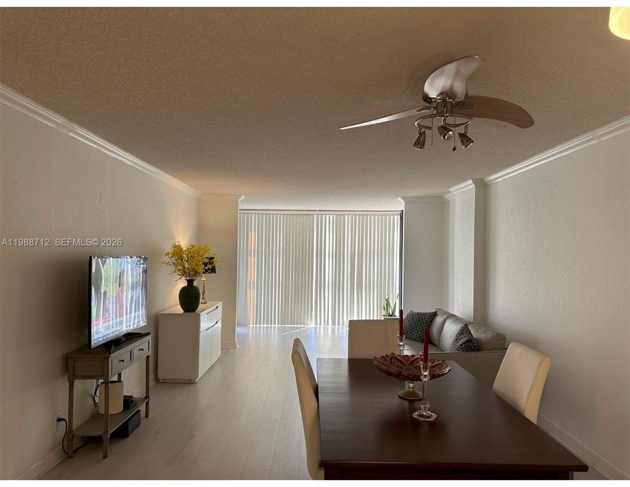 600 E Parkview Dr , Unit 316, Hallandale Beach, FL 33009 Photo