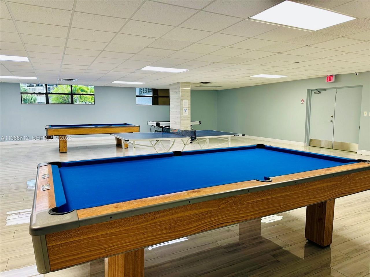 600 E Parkview Dr, Unit 316, Hallandale Beach, FL 33009 Photo