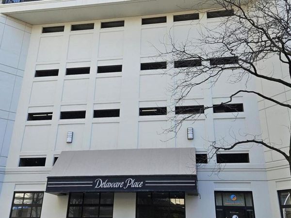 33 W Delaware Place, Unit 20H, Chicago, IL 60610