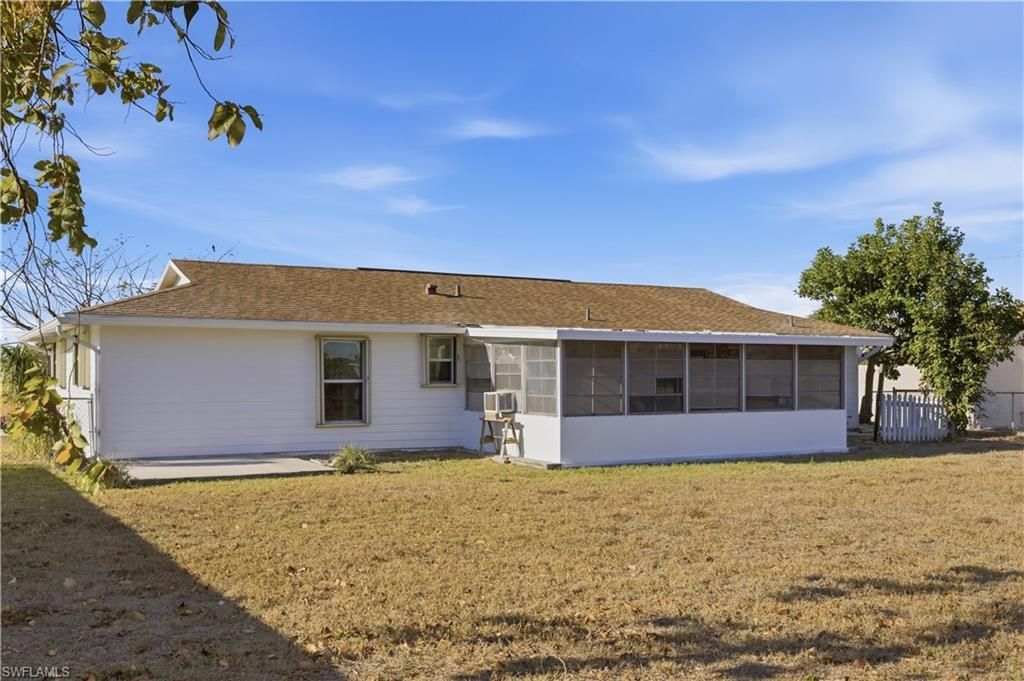221 SW 22nd St, Cape Coral, FL 33991 Photo