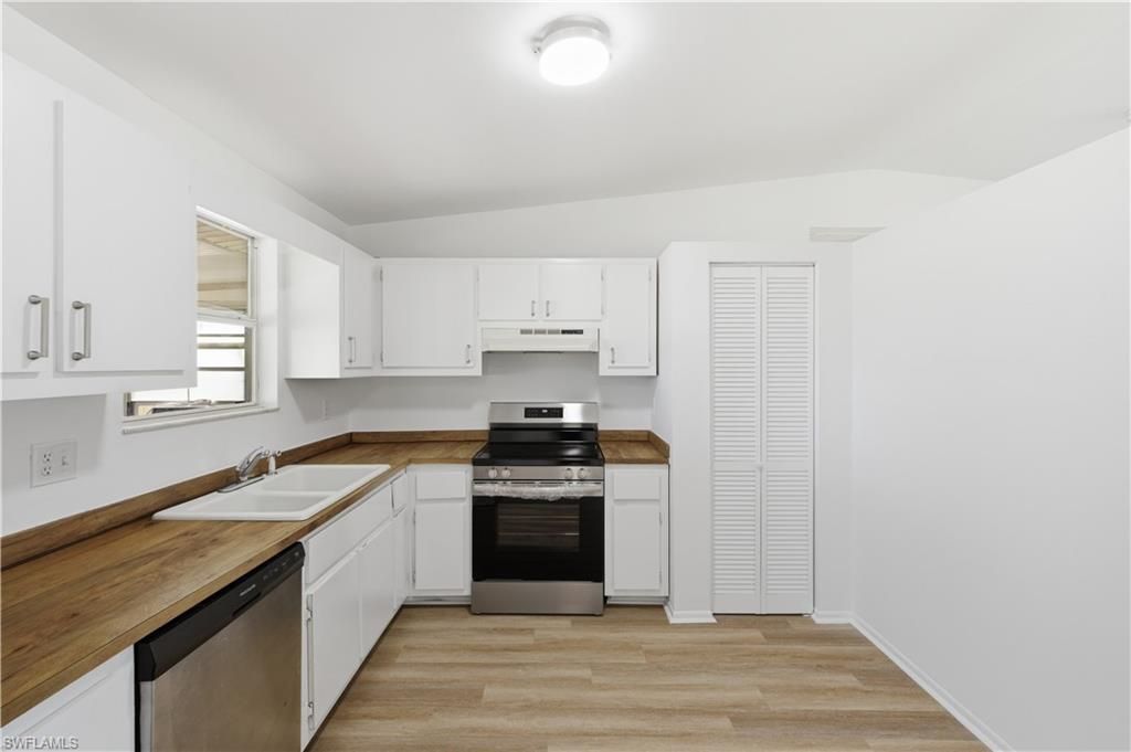 221 SW 22nd St, Cape Coral, FL 33991 Photo